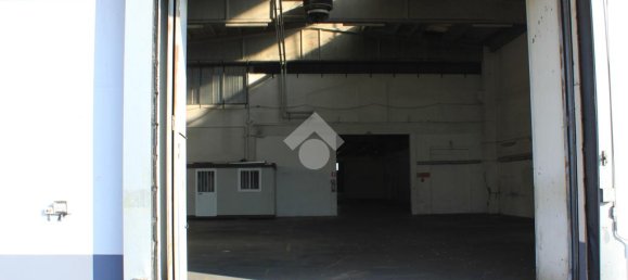 5763m² Warehouse in Luzzara, Italy No. 60478 9