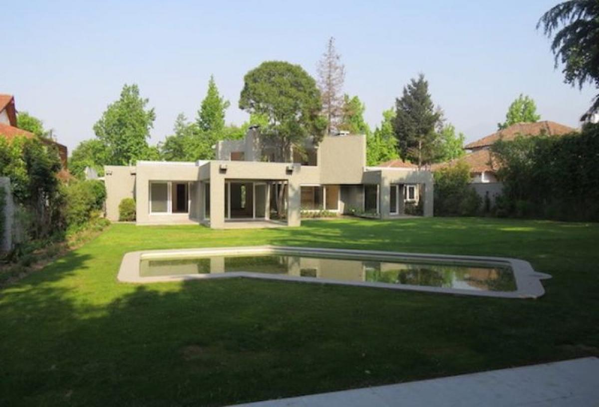 5 bedrooms House in Maule, Chile No. 1748