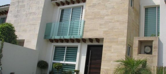 3 bedrooms House in Puebla, Mexico No. 154214 2