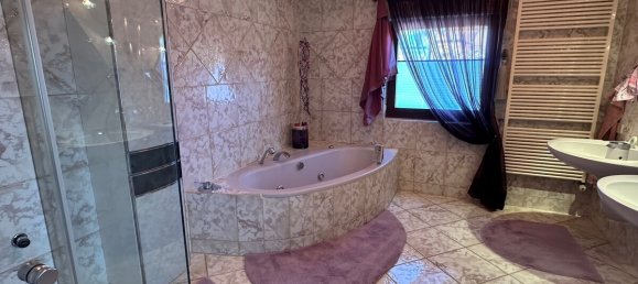 4-salle Maison à Baden-Wurttemberg, Germany No. 59788 9