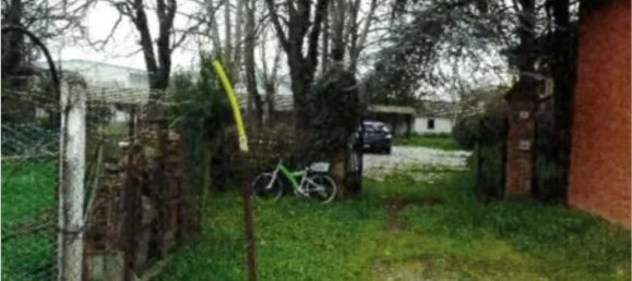 5 bedrooms Apartment in Alessandria, Italy No. 364390 4