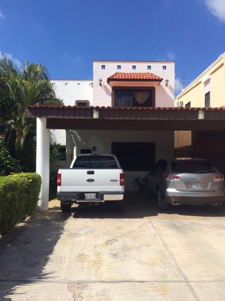 Casa de 3 dormitorios en Yucatán, Mexico No. 156042