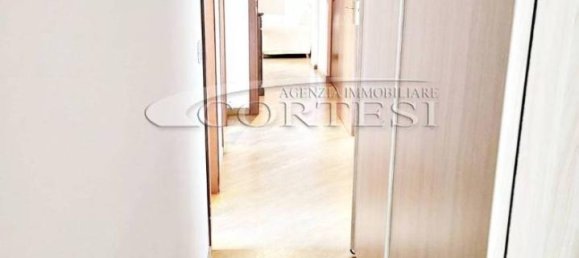 3-salle Appartement à Perugia, Italy No. 26144 10