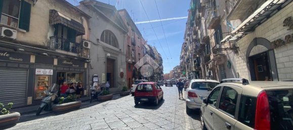 1 Schlafzimmer Wohnung in Naples, Italy, Nr. 333910 8