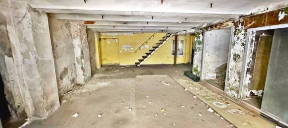 2 rooms Commercial property in Signa, Italy No. 89524 14