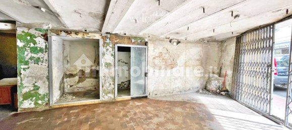 2 rooms Commercial property in Signa, Italy No. 89524 9