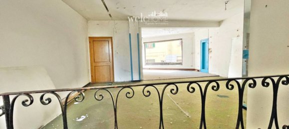 2 rooms Commercial property in Signa, Italy No. 89524 5