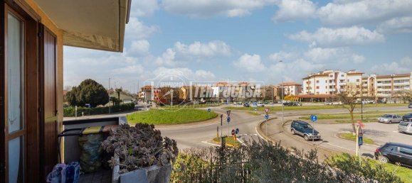 3-salle Appartement à Como, Italy No. 9117 54