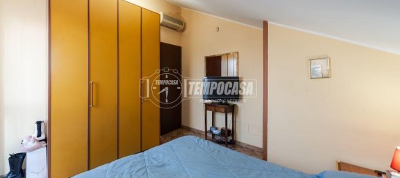 3-salle Appartement à Como, Italy No. 9117 30