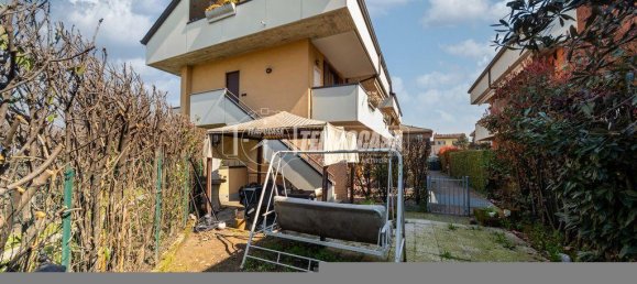 3-salle Appartement à Como, Italy No. 9117 61