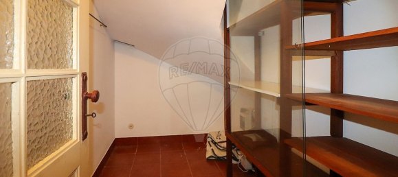 4 bedrooms House in Sao Mamede de Infesta, Portugal No. 164417 4