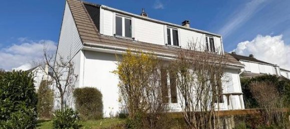 4 bedrooms Villa in Villennes-sur-Seine, France No. 132897 3