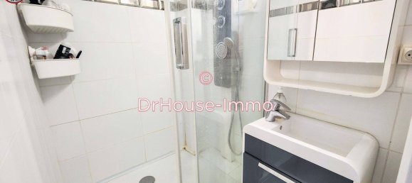 4 bedrooms Apartment in Yvelines, France No. 135455 11