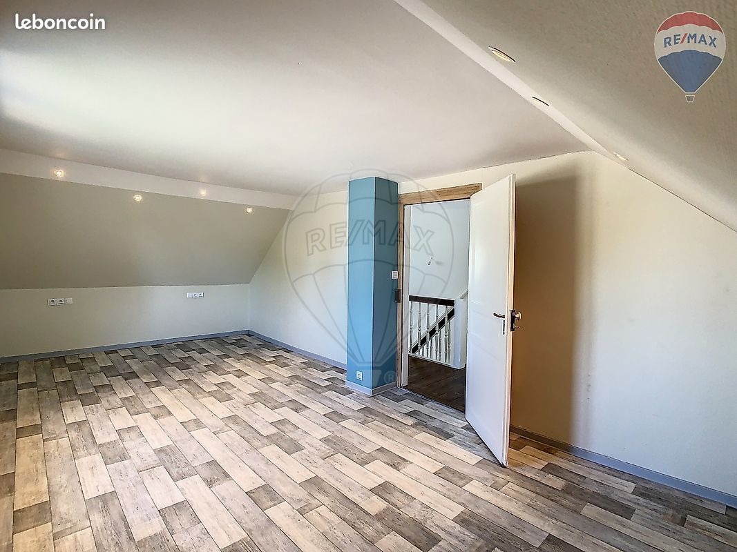 Casa de 3 dormitorios en Wittenheim, France No. 155250