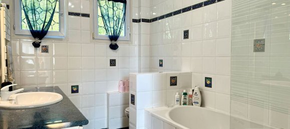 4 bedrooms House in Montmorency, France No. 172458 7