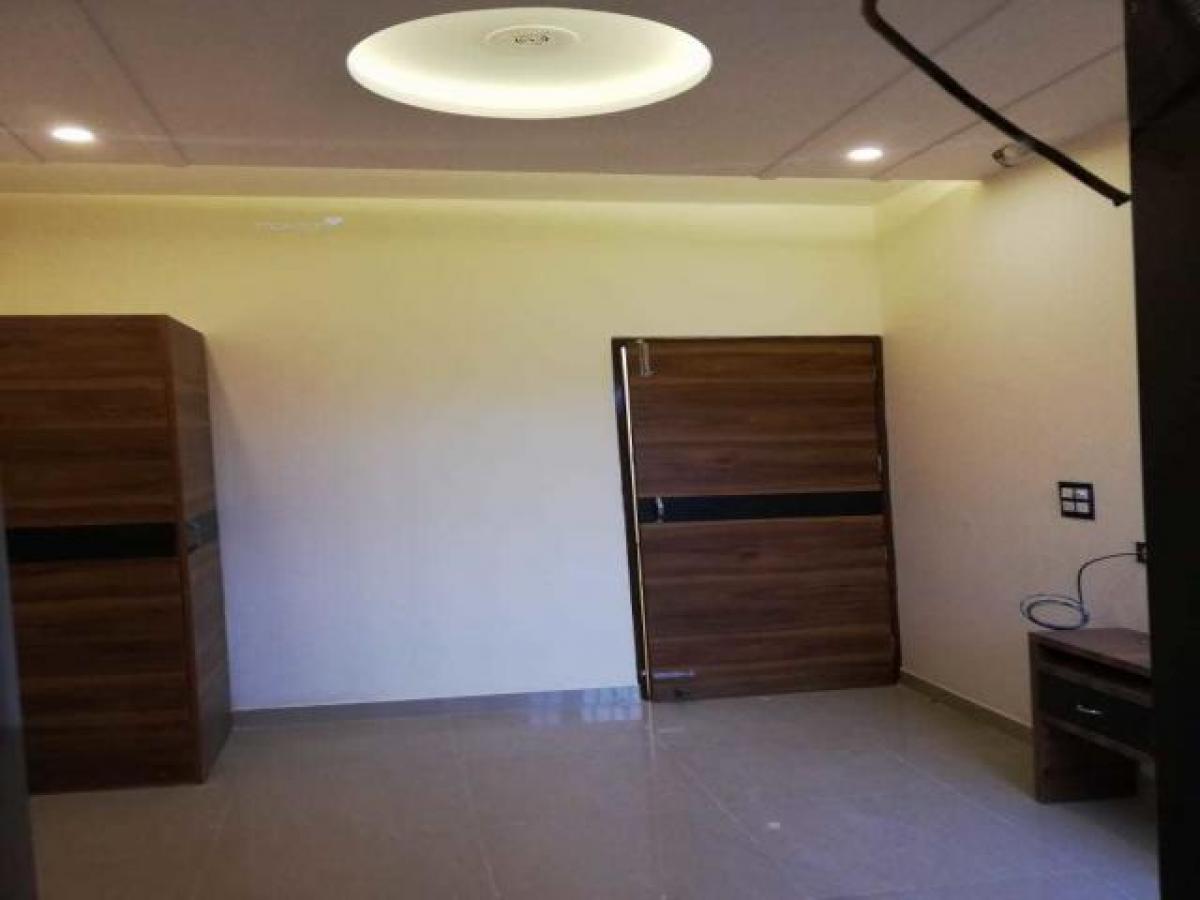 3 Schlafzimmer Haus in Mohali, India, Nr. 24606