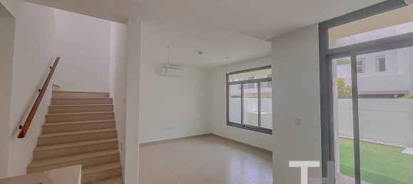 3 bedrooms Townhouse in Town Square, UAE No. 32241 3