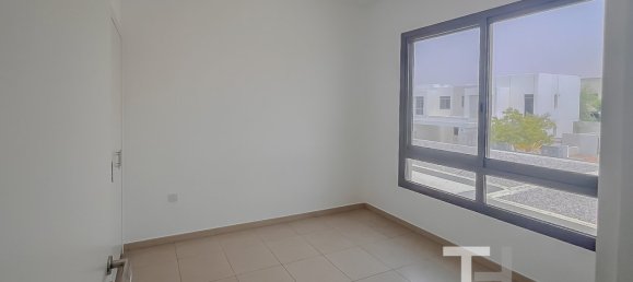 3 bedrooms Townhouse in Town Square, UAE No. 32241 8