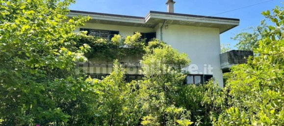 3 غرف نوم فيلا في Massa, Italy رقم 49408 23