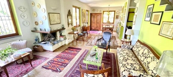 3 غرف نوم فيلا في Massa, Italy رقم 49408 3