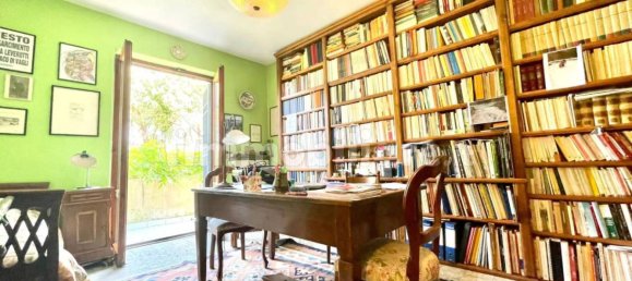 3 غرف نوم فيلا في Massa, Italy رقم 49408 11