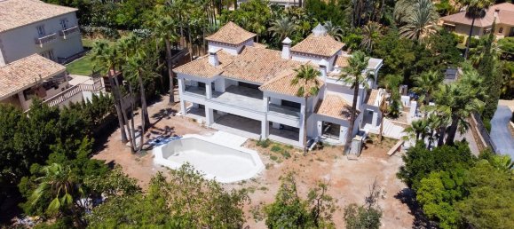 6 bedrooms House in Marbella, Spain No. 27838 4