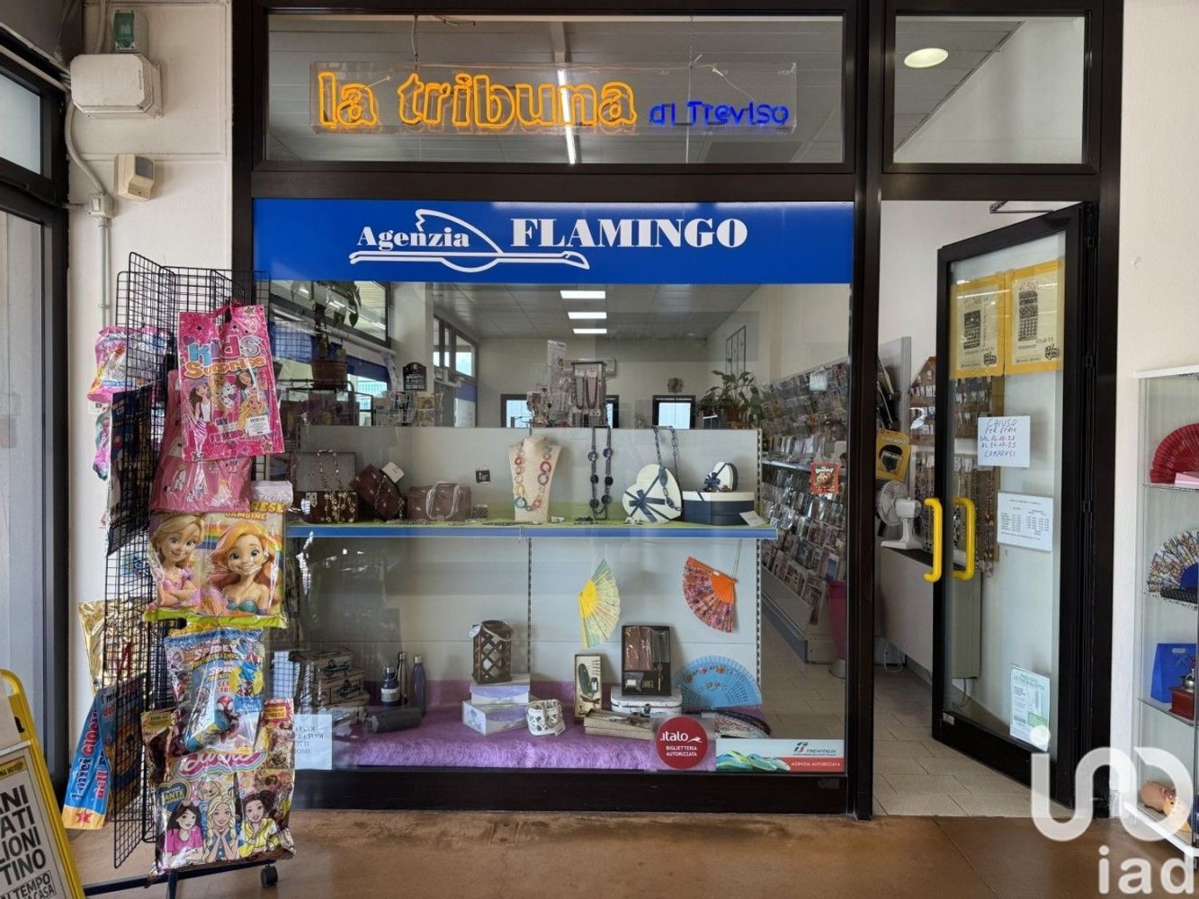 64m² Office in Motta di Livenza, Italy No. 259741