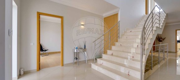 4 bedrooms House in Albufeira, Portugal No. 172191 2