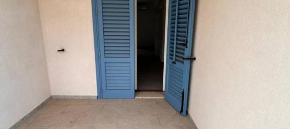 Квартира с 4 комнатами в Сан Вито Ло Капо, Италия № 83717 9