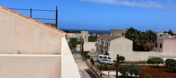 Квартира с 4 комнатами в Сан Вито Ло Капо, Италия № 83717 16