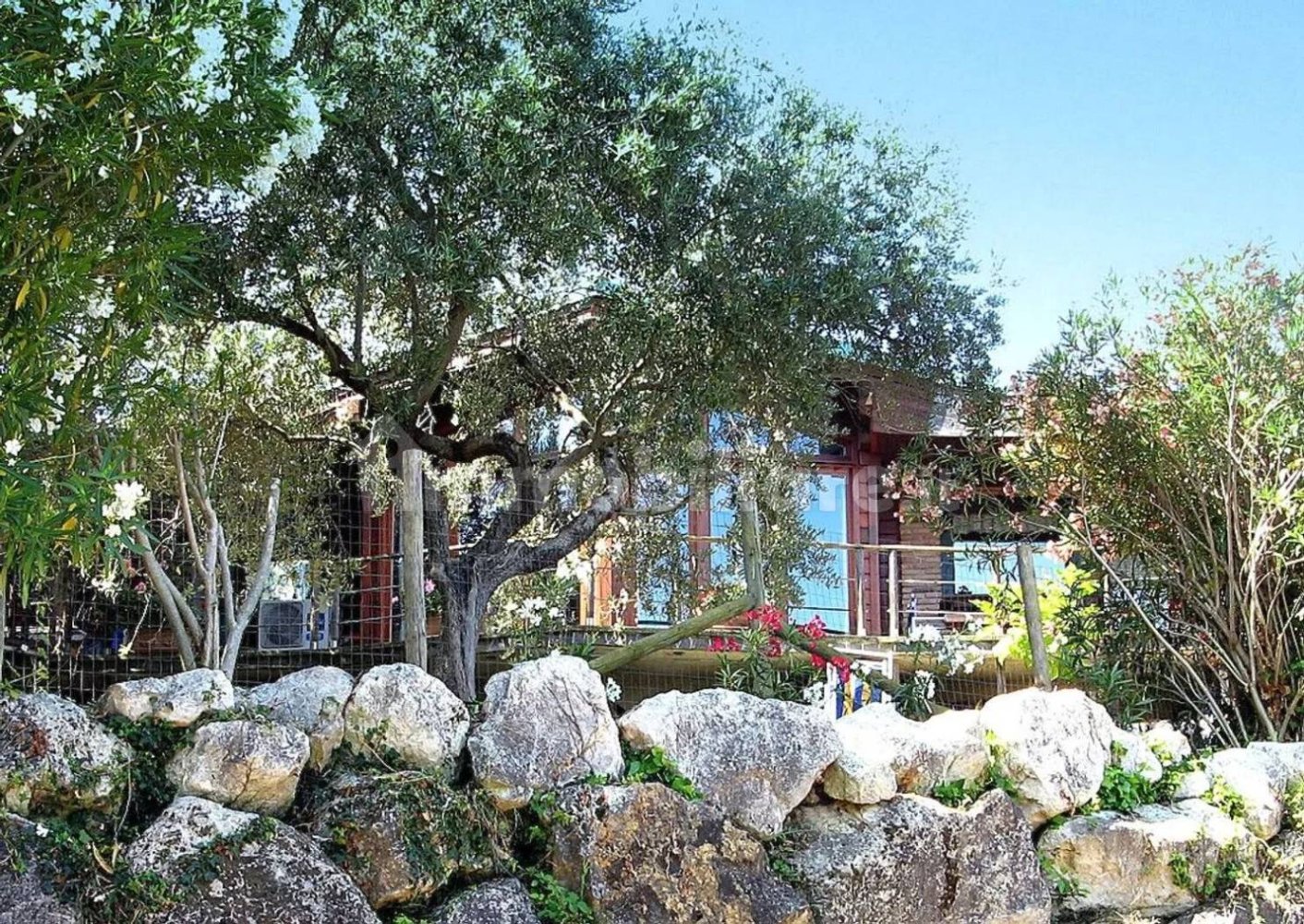 10 chambres Villa à Pescara, Italy No. 342139