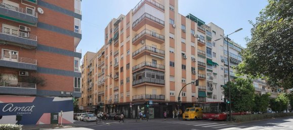 5 bedrooms Apartment in Granada, Spain No. 170824 4