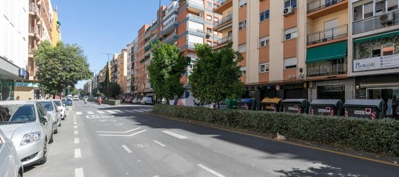 5 bedrooms Apartment in Granada, Spain No. 170824 5