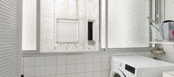 5 bedrooms Apartment in Granada, Spain No. 170824 22