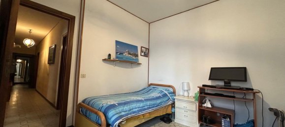 Apartamento de 4 habitaciónes en Sassari, Italy No. 160683 11