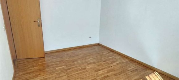5 rooms Apartment in Pesaro, Italy No. 1820 28