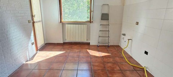 5 rooms Apartment in Pesaro, Italy No. 1820 12