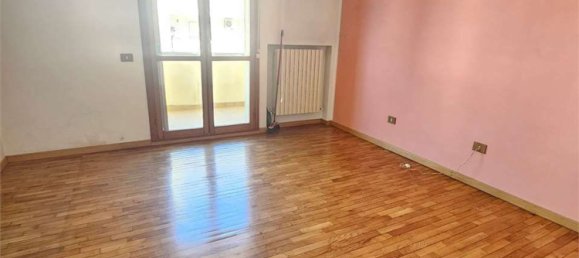 5 rooms Apartment in Pesaro, Italy No. 1820 19