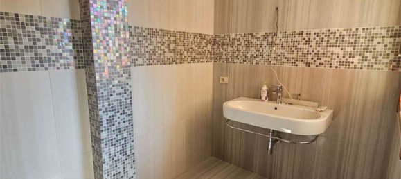 5 rooms Apartment in Pesaro, Italy No. 1820 33