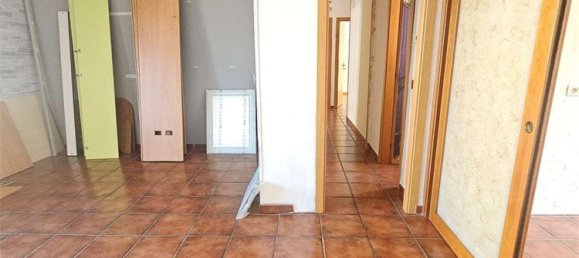 5 rooms Apartment in Pesaro, Italy No. 1820 6