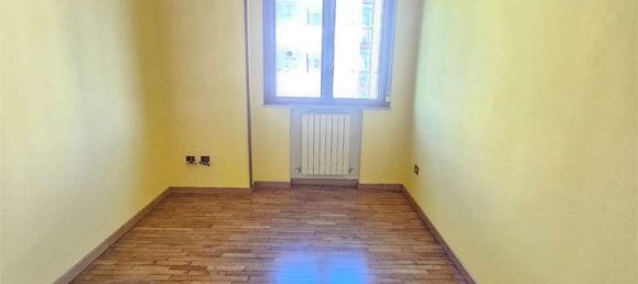 5 rooms Apartment in Pesaro, Italy No. 1820 34