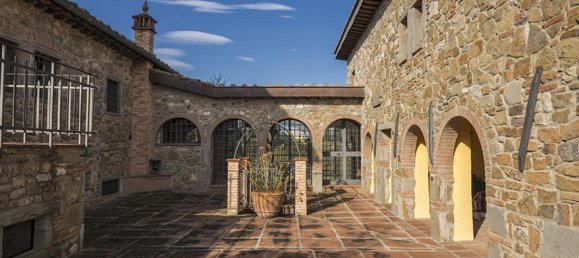 4 bedrooms House in Gaiole in Chianti, Italy No. 291 5