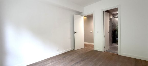 4 bedrooms Apartment in Madrid, Spain No. 173795 23