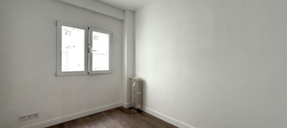 4 bedrooms Apartment in Madrid, Spain No. 173795 26