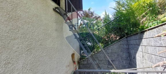 3 Schlafzimmer Haus in Endine Gaiano, Italy, Nr. 327951 45