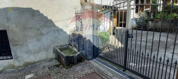 3 Schlafzimmer Haus in Endine Gaiano, Italy, Nr. 327951 16