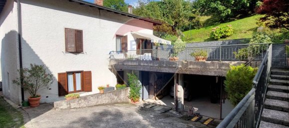 3 Schlafzimmer Haus in Endine Gaiano, Italy, Nr. 327951 11