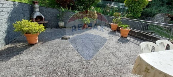 3 Schlafzimmer Haus in Endine Gaiano, Italy, Nr. 327951 30