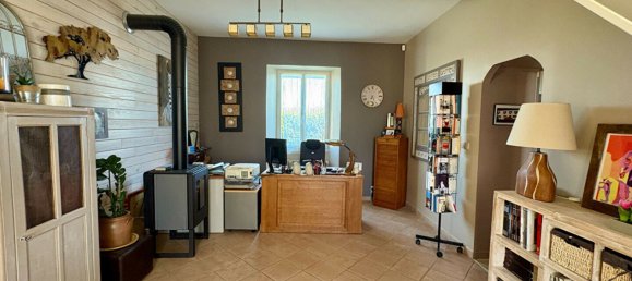 5 Schlafzimmer Haus in Mayenne, France, Nr. 360616 7