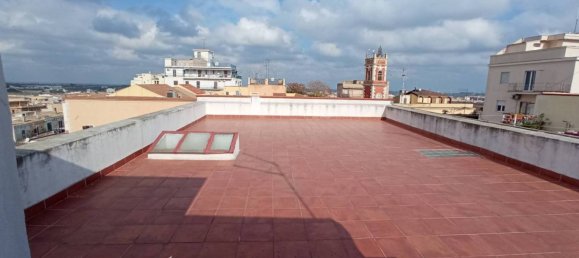 3 bedrooms Apartment in Cerignola, Italy No. 180144 2